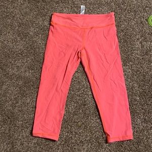 medium capris leggings